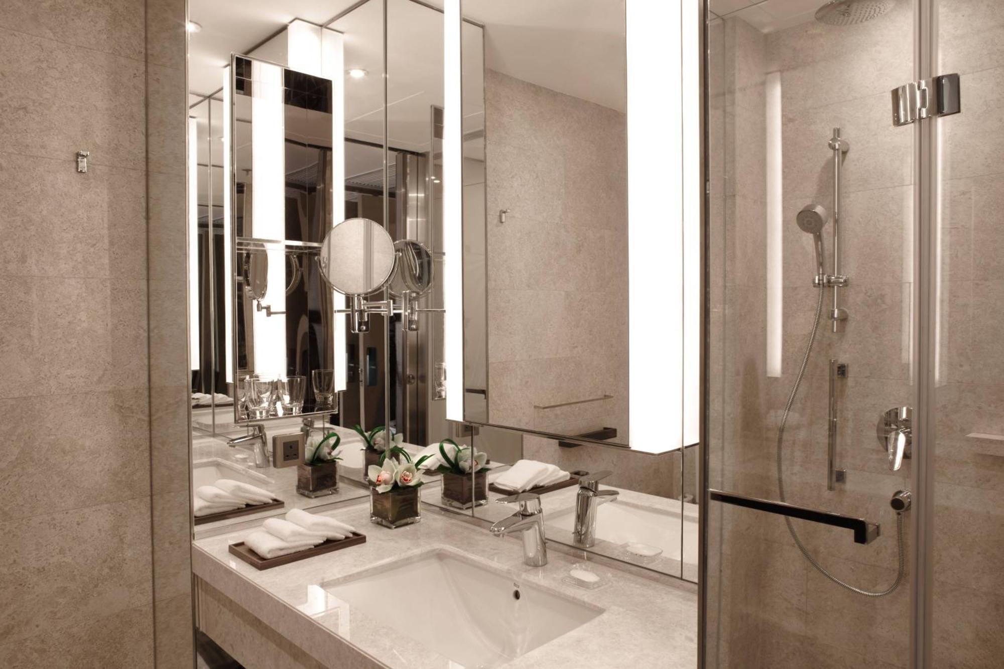 Courtyard By Marriott Hong Kong Sha Tin Hotel Екстериор снимка